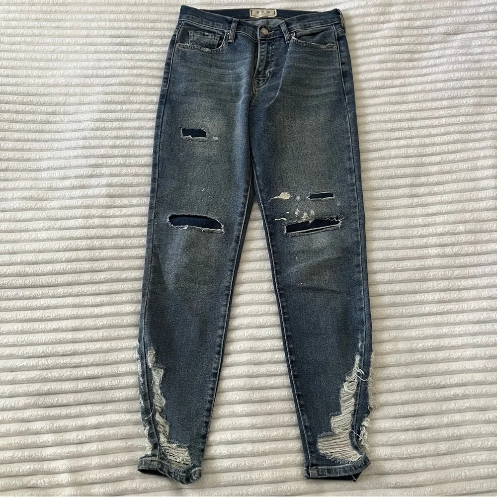 Free People Distressed Jeans